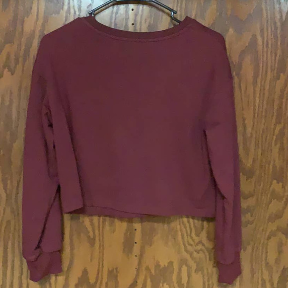 SHEIN Faux Fur Fox Cropped Top - Picture 3 of 8